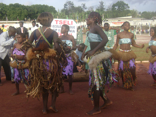 Images du festival Fenassco à Bertoua en 2009